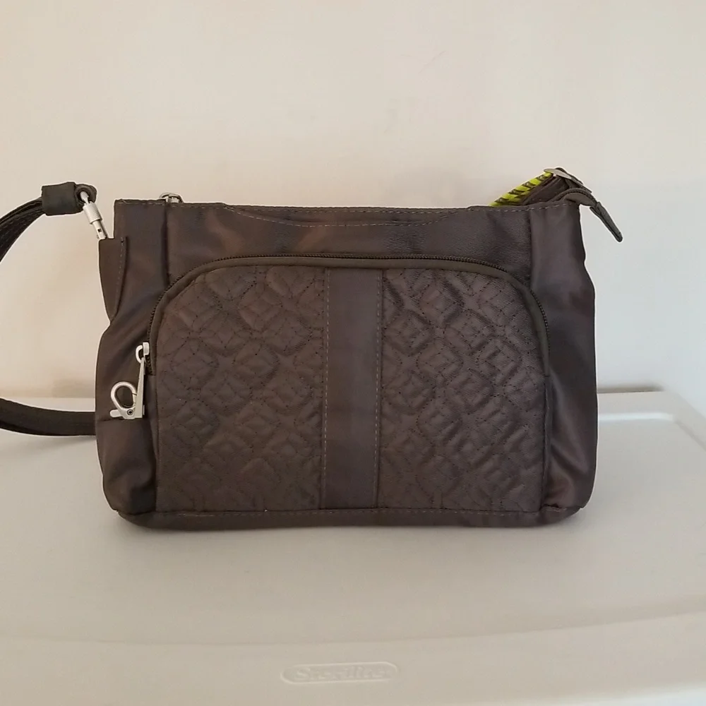 Quilted Front Pocket Crossbody Bag in Dark Brown